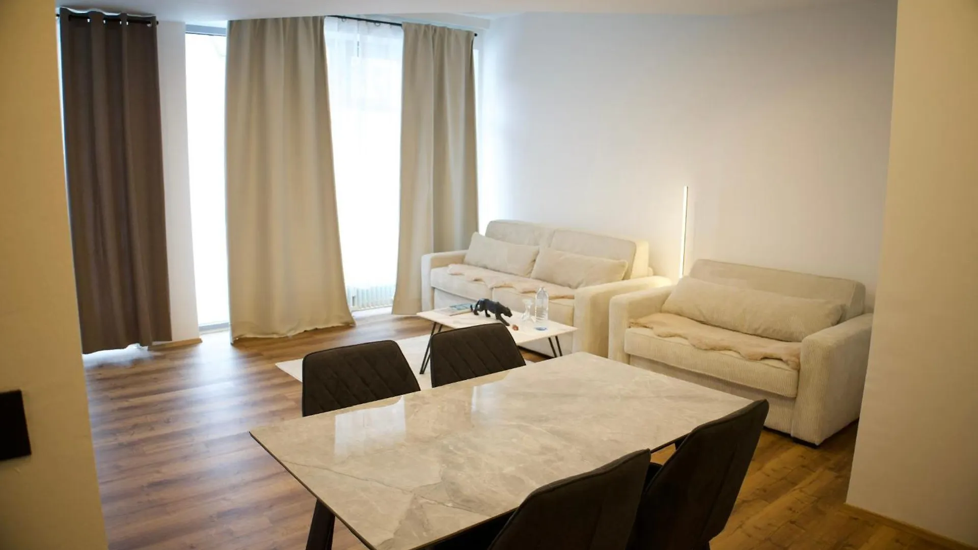 Dc Lofts I Modernes Loft In Der Stadt Salzburg Fuer Bis Zu 5 Personen Apartment